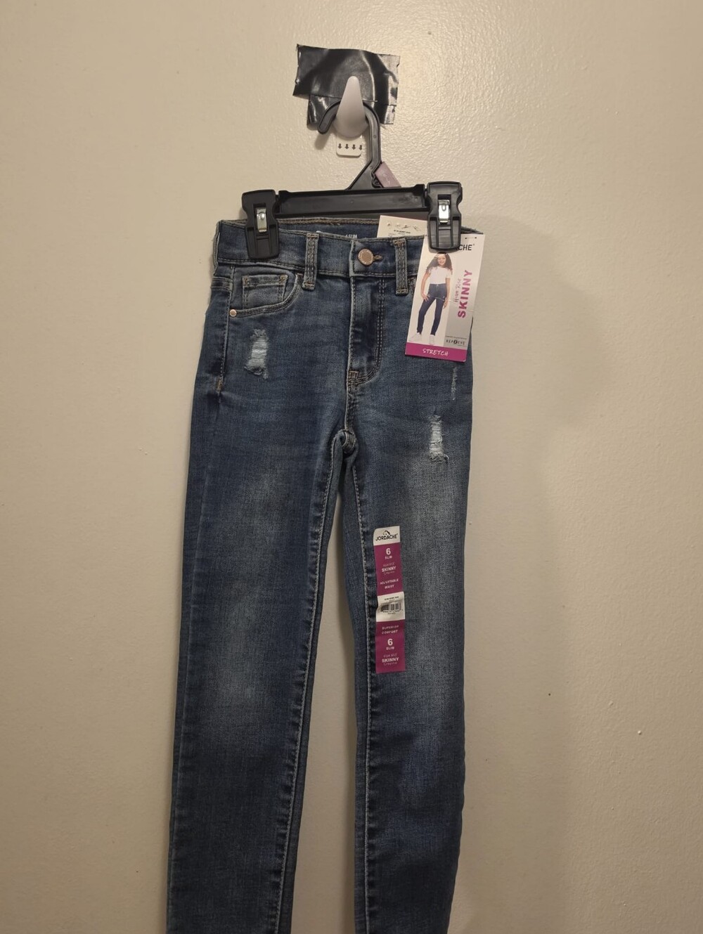 Cache Girls' Skinny Jeans in Dark Blue Wash